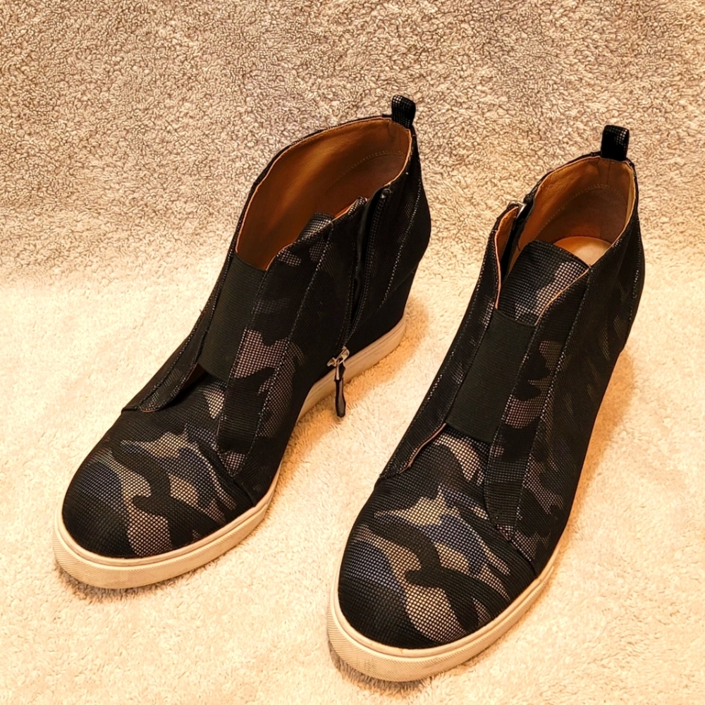 Paolo- Felicia Wedge Sneaker